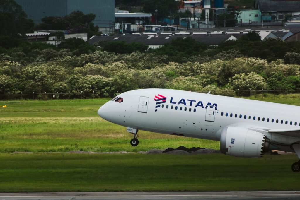 Quanto levar de dinheiro para Montevideo, avião da LATAM